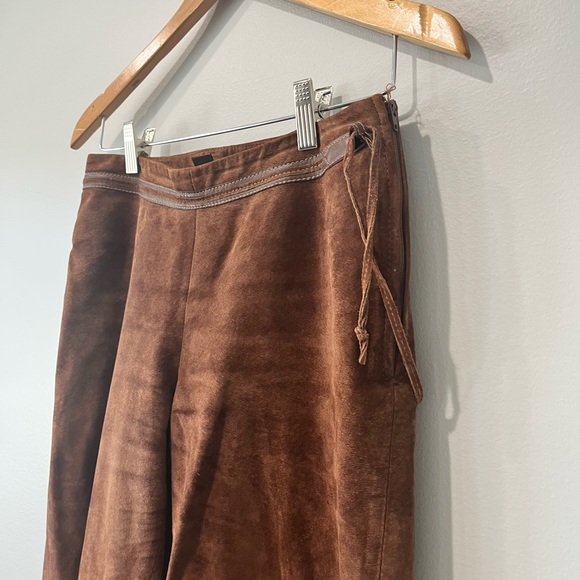Brown Suede Pants by Danier, Size 2 - Picture 5 of 6